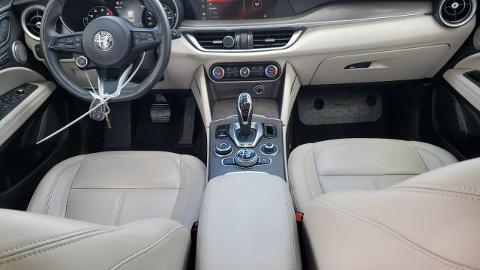 Alfa Romeo Stelvio (280KM) - 54 400  PLN, 2020 - Sękocin Nowy - wyprzedaż | Autoria.pl