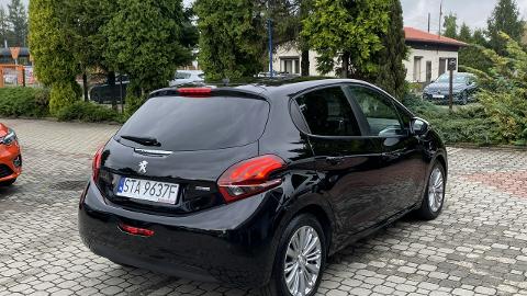 Peugeot 208 I  (81KM) - 35 900  PLN, 2017 - Tarnowskie Góry - wyprzedaż | Autoria.pl