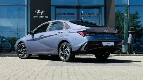 Hyundai Elantra VII  (123KM) -  103 900  PLN, 2024 - Piotrków Trybunalski - wyprzedaż | Autoria.pl