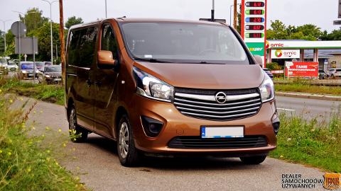 Opel Vivaro II  (115KM) - 59 000  PLN, 2014 - Gdynia Cisowa - wyprzedaż | Autoria.pl