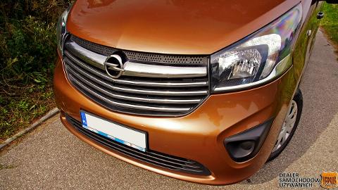 Opel Vivaro II  (115KM) - 59 000  PLN, 2014 - Gdynia Cisowa - wyprzedaż | Autoria.pl