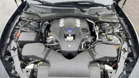 Maserati Ghibli (430KM) - 68 300  PLN, 2019 - Sękocin Nowy - wyprzedaż | Autoria.pl