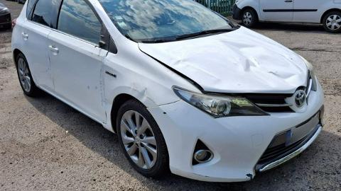 Toyota Auris II  (99KM) - 22 900  PLN, 2013 - PLESZEW - wyprzedaż | Autoria.pl