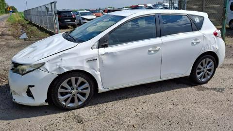 Toyota Auris II  (99KM) - 22 900  PLN, 2013 - PLESZEW - wyprzedaż | Autoria.pl