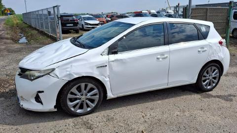 Toyota Auris II  (99KM) - 22 900  PLN, 2013 - PLESZEW - wyprzedaż | Autoria.pl