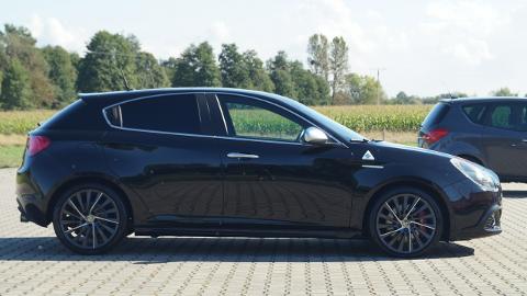 Alfa Romeo Giulietta (235KM) - 34 900  PLN, 2011 - Goczałkowice-Zdrój - wyprzedaż | Autoria.pl