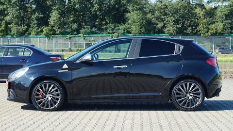 Alfa Romeo Giulietta (235KM) - 34 900  PLN, 2011 - Goczałkowice-Zdrój - wyprzedaż | Autoria.pl