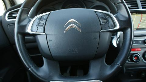 Citroën C4 II  (92KM) - 71 700  PLN, 2015 - Ostrów Wielkopolski - wyprzedaż | Autoria.pl