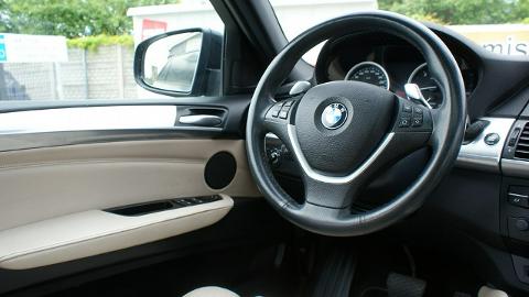 BMW X6 E71  (245KM) - 61 700  PLN, 2010 - Ostrów Wielkopolski - wyprzedaż | Autoria.pl