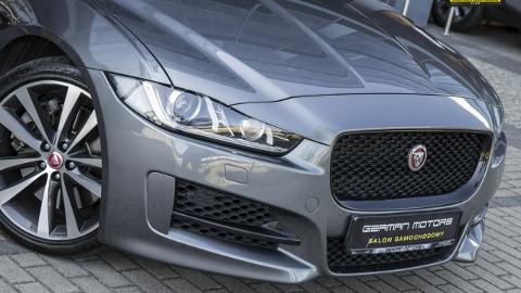 Jaguar XE I  (300KM) -  129 900  PLN, 2018 - Gdynia - wyprzedaż | Autoria.pl