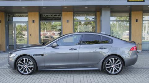 Jaguar XE I  (300KM) -  129 900  PLN, 2018 - Gdynia - wyprzedaż | Autoria.pl