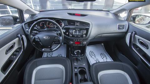 Kia Ceed II  (135KM) - 42 900  PLN, 2014 - Gdynia - wyprzedaż | Autoria.pl