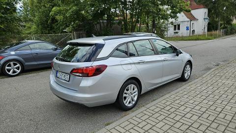 Opel Astra K  (110KM) - 31 999  PLN, 2016 - Szczecin - wyprzedaż | Autoria.pl