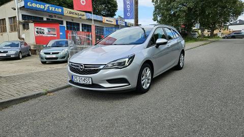 Opel Astra K  (110KM) - 31 999  PLN, 2016 - Szczecin - wyprzedaż | Autoria.pl