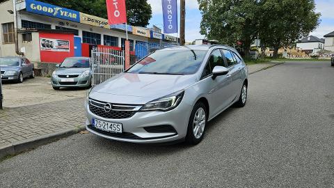 Opel Astra K  (110KM) - 31 999  PLN, 2016 - Szczecin - wyprzedaż | Autoria.pl