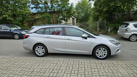 Opel Astra K  (110KM) - 31 999  PLN, 2016 - Szczecin - wyprzedaż | Autoria.pl