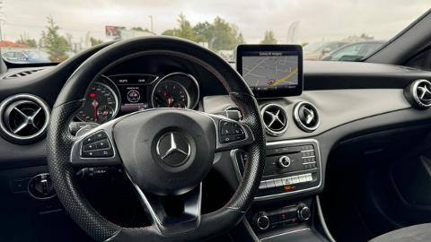 Mercedes-Benz CLA (156KM) - 89 500  PLN, 2017 - MICHAŁOWICE - wyprzedaż | Autoria.pl