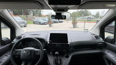 Toyota Proace City Verso (130KM) - 99 900  PLN, 2022 - MICHAŁOWICE - wyprzedaż | Autoria.pl