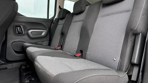 Toyota Proace City Verso (130KM) - 99 900  PLN, 2022 - MICHAŁOWICE - wyprzedaż | Autoria.pl