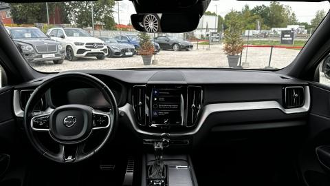 Volvo XC 60 II  (235KM) -  116 500  PLN, 2018 - MICHAŁOWICE - wyprzedaż | Autoria.pl