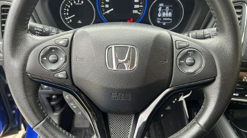 Honda HR-V II  (130KM) - 69 900  PLN, 2016 - Orzech - wyprzedaż | Autoria.pl