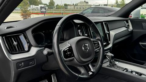 Volvo XC 60 II  (235KM) -  116 500  PLN, 2018 - MICHAŁOWICE - wyprzedaż | Autoria.pl