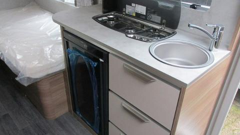 Knaus Sport 460 EU -  145 900  PLN, 2023 - Gaj - wyprzedaż | Autoria.pl