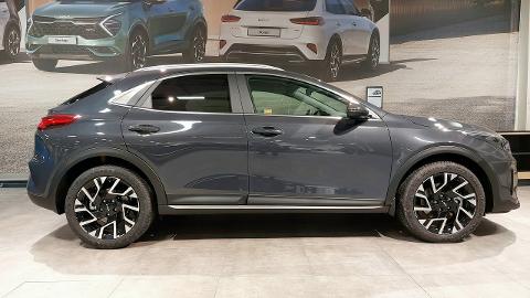 Kia XCeed (140KM) -  119 400  PLN, 2024 - Warszawa - wyprzedaż | Autoria.pl