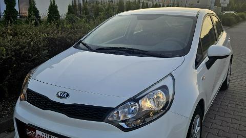 Kia Rio III  (84KM) - 27 990  PLN, 2016 - Śrem - wyprzedaż | Autoria.pl