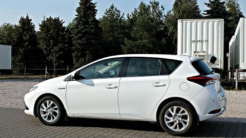 Toyota Auris II  (136KM) - 69 998  PLN, 2018 - Warszawa - wyprzedaż | Autoria.pl