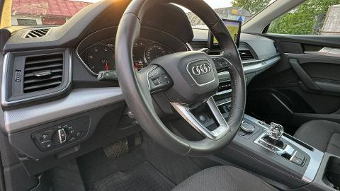 Audi Q5 FY  (286KM) - 49 900  PLN, 2018 - Miechów - wyprzedaż | Autoria.pl