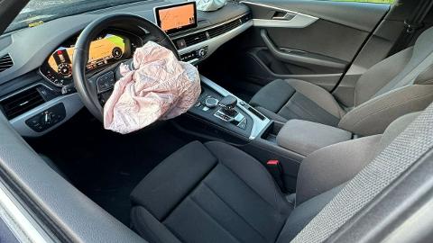 Audi A4 B9  (150KM) - 48 900  PLN, 2019 - Miechów - wyprzedaż | Autoria.pl