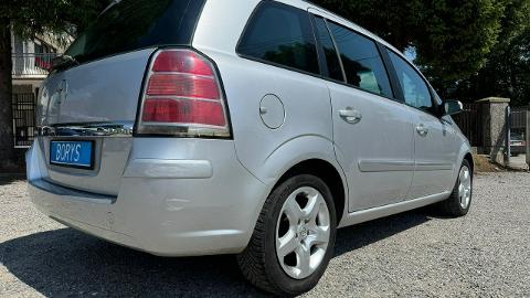 Opel Zafira B  (101KM) - 10 900  PLN, 2007 - Miechów - wyprzedaż | Autoria.pl