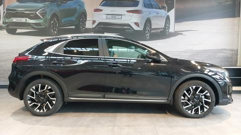 Kia XCeed (140KM) -  111 400  PLN, 2024 - Warszawa - wyprzedaż | Autoria.pl