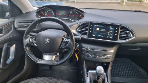 Peugeot 308 SW 1.5 BlueHDi Active S&S (130KM) - 48 900  PLN, 2018 - Radom - wyprzedaż | Autoria.pl