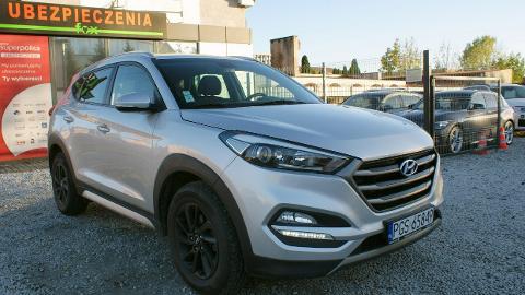 Hyundai Tucson III  (115KM) - 66 700  PLN, 2016 - Ostrów Wielkopolski - wyprzedaż | Autoria.pl