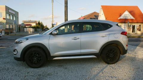 Hyundai Tucson III  (115KM) - 66 700  PLN, 2016 - Ostrów Wielkopolski - wyprzedaż | Autoria.pl