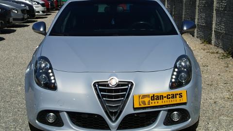 Alfa Romeo Giulietta (170KM) - 39 800  PLN, 2014 - Dąbrowa Górnicza - wyprzedaż | Autoria.pl