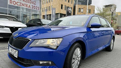 Škoda Superb III  (150KM) - 68 900  PLN, 2018 - TYCHY - wyprzedaż | Autoria.pl