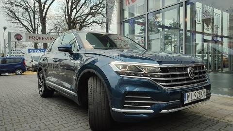 Volkswagen Touareg III  (286KM) -  299 900  PLN, 2019 - TYCHY - wyprzedaż | Autoria.pl