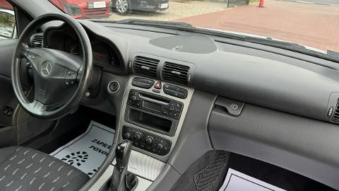 Mercedes-Benz Klasa C W203  (143KM) - 11 500  PLN, 2004 - SADE BUDY - wyprzedaż | Autoria.pl