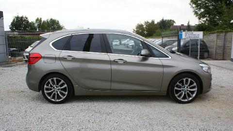 BMW Seria  2 F46 (149KM) - 51 700  PLN, 2015 - Ostrów Wielkopolski - wyprzedaż | Autoria.pl