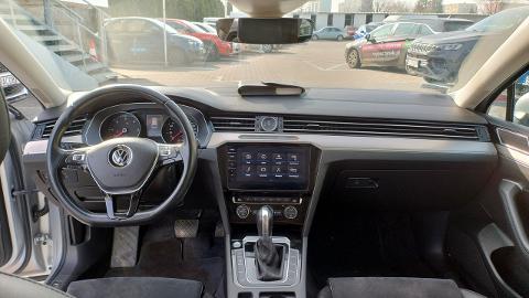 Volkswagen Passat B8  (150KM) - 75 900  PLN, 2018 - TYCHY - wyprzedaż | Autoria.pl