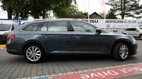 Škoda Superb III  (150KM) - 83 900  PLN, 2018 - TYCHY - wyprzedaż | Autoria.pl