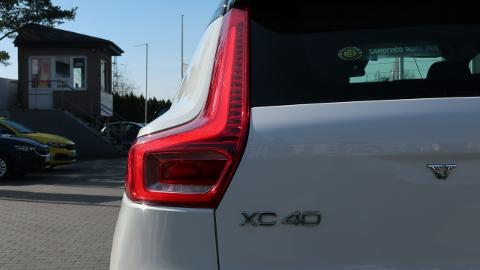 Volvo XC 40 (190KM) -  139 900  PLN, 2018 - TYCHY - wyprzedaż | Autoria.pl