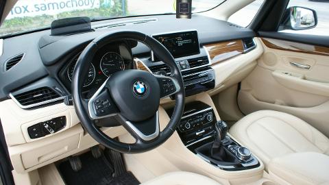 BMW Seria  2 F46 (149KM) - 51 700  PLN, 2015 - Ostrów Wielkopolski - wyprzedaż | Autoria.pl