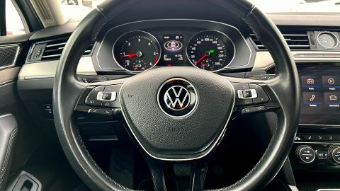 Volkswagen Passat B8  (150KM) - 75 900  PLN, 2018 - TYCHY - wyprzedaż | Autoria.pl