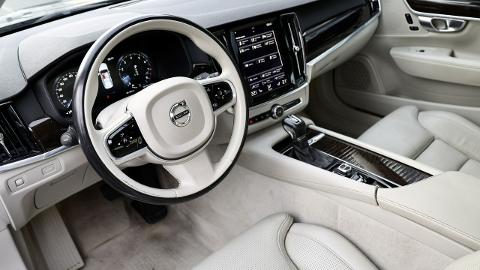 Volvo S90 II  (253KM) - 87 900  PLN, 2017 - TYCHY - wyprzedaż | Autoria.pl