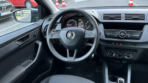 Škoda Fabia III  (105KM) - 26 900  PLN, 2017 - TYCHY - wyprzedaż | Autoria.pl