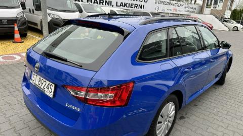 Škoda Superb III  (150KM) - 68 900  PLN, 2018 - TYCHY - wyprzedaż | Autoria.pl